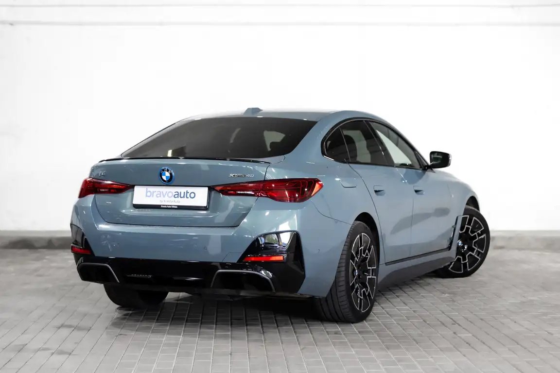 BMW I4