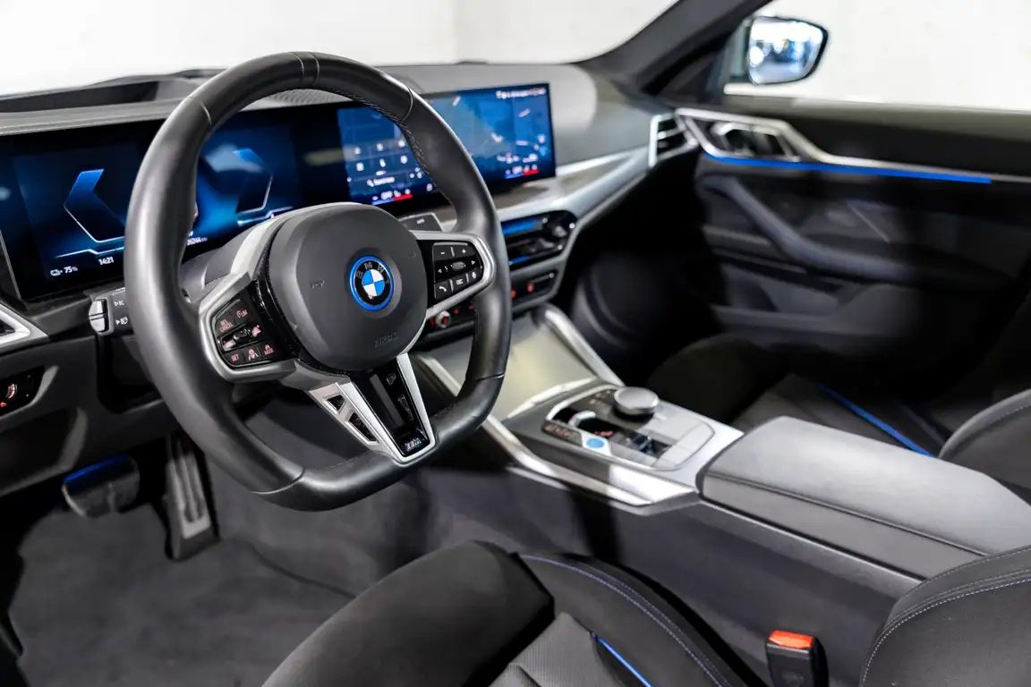 BMW I4