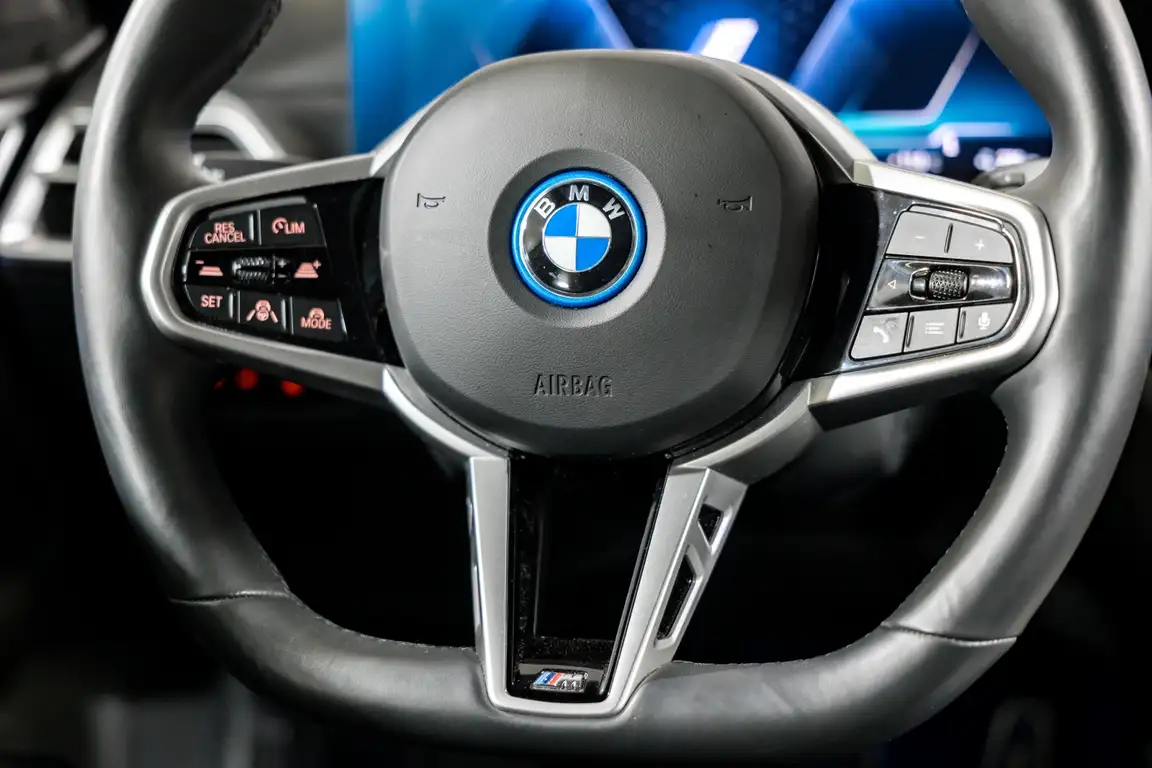 BMW I4