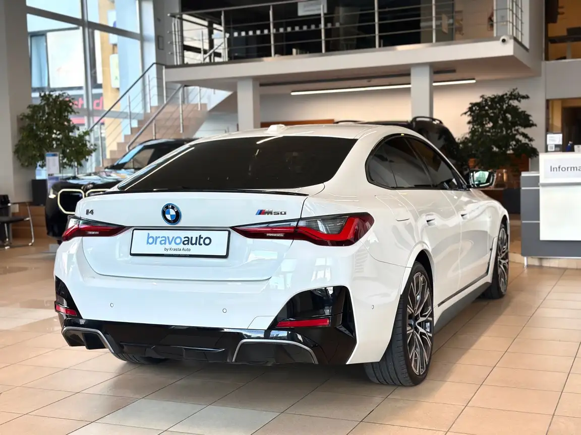 BMW I4