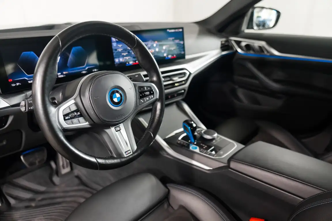 BMW I4