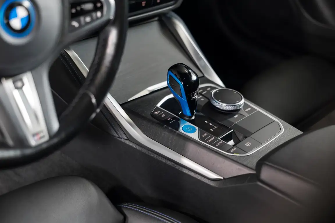 BMW I4