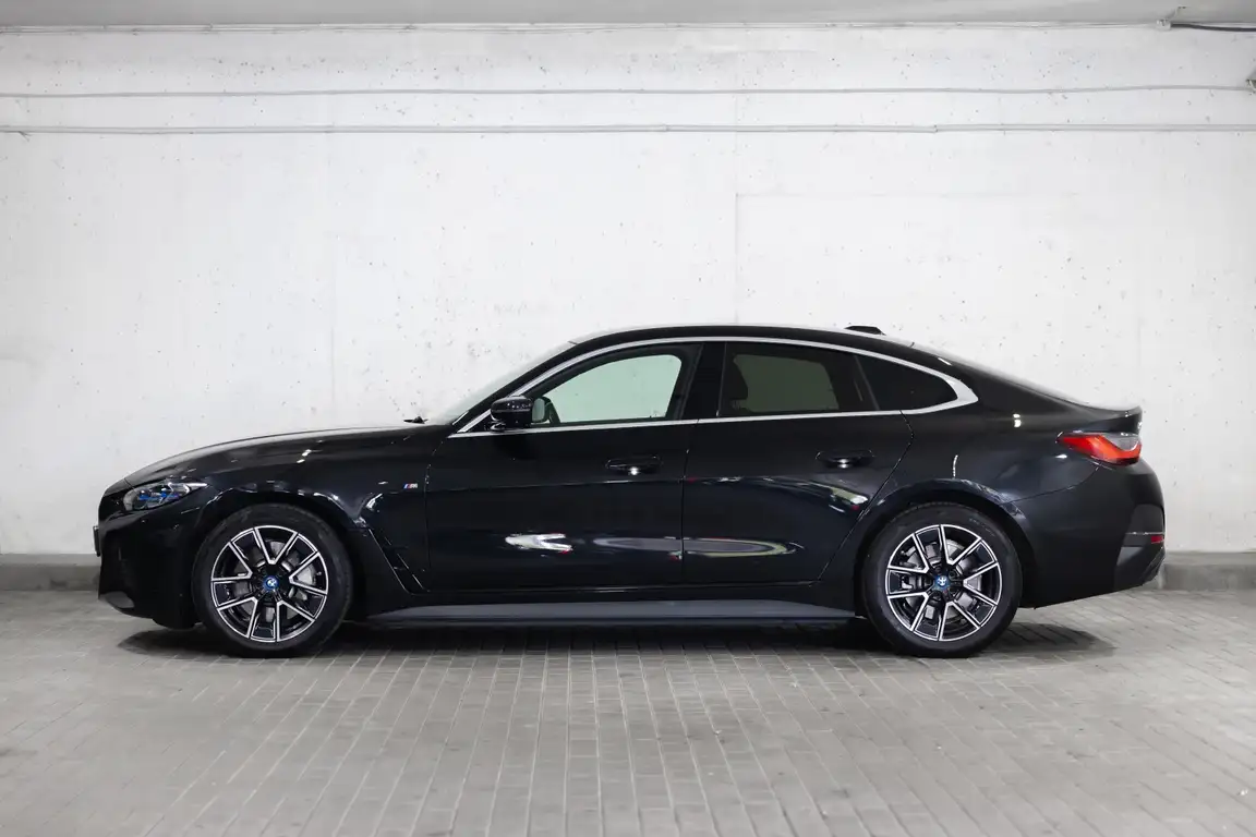 BMW I4