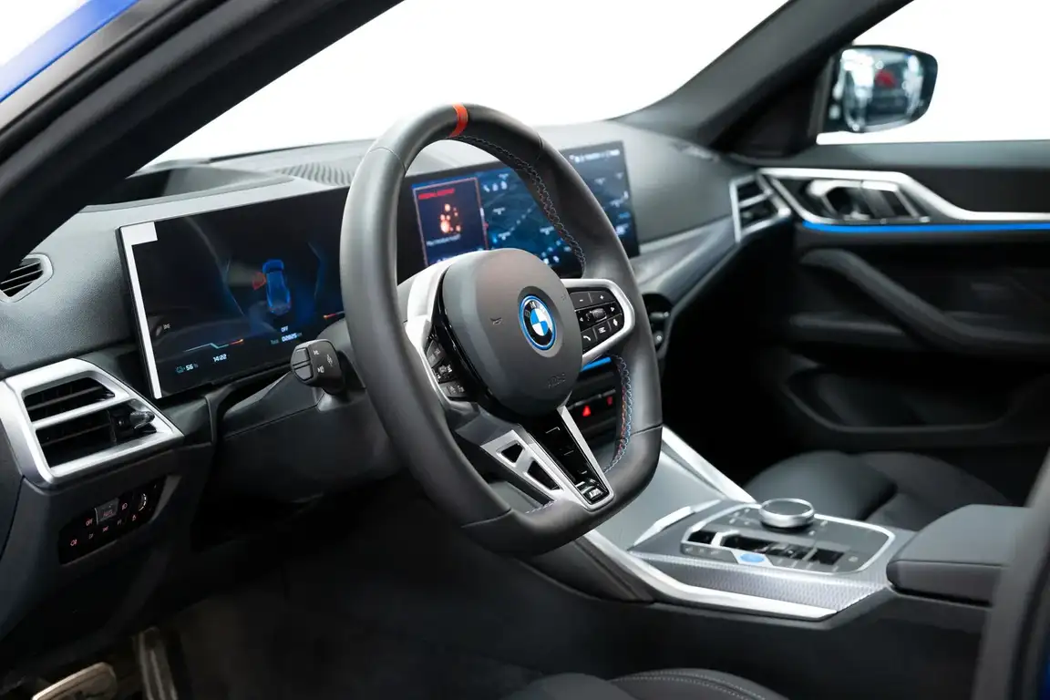 BMW I4