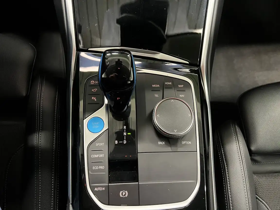 BMW I4