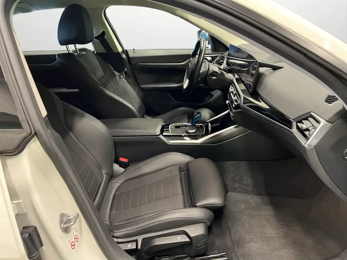 BMW I4