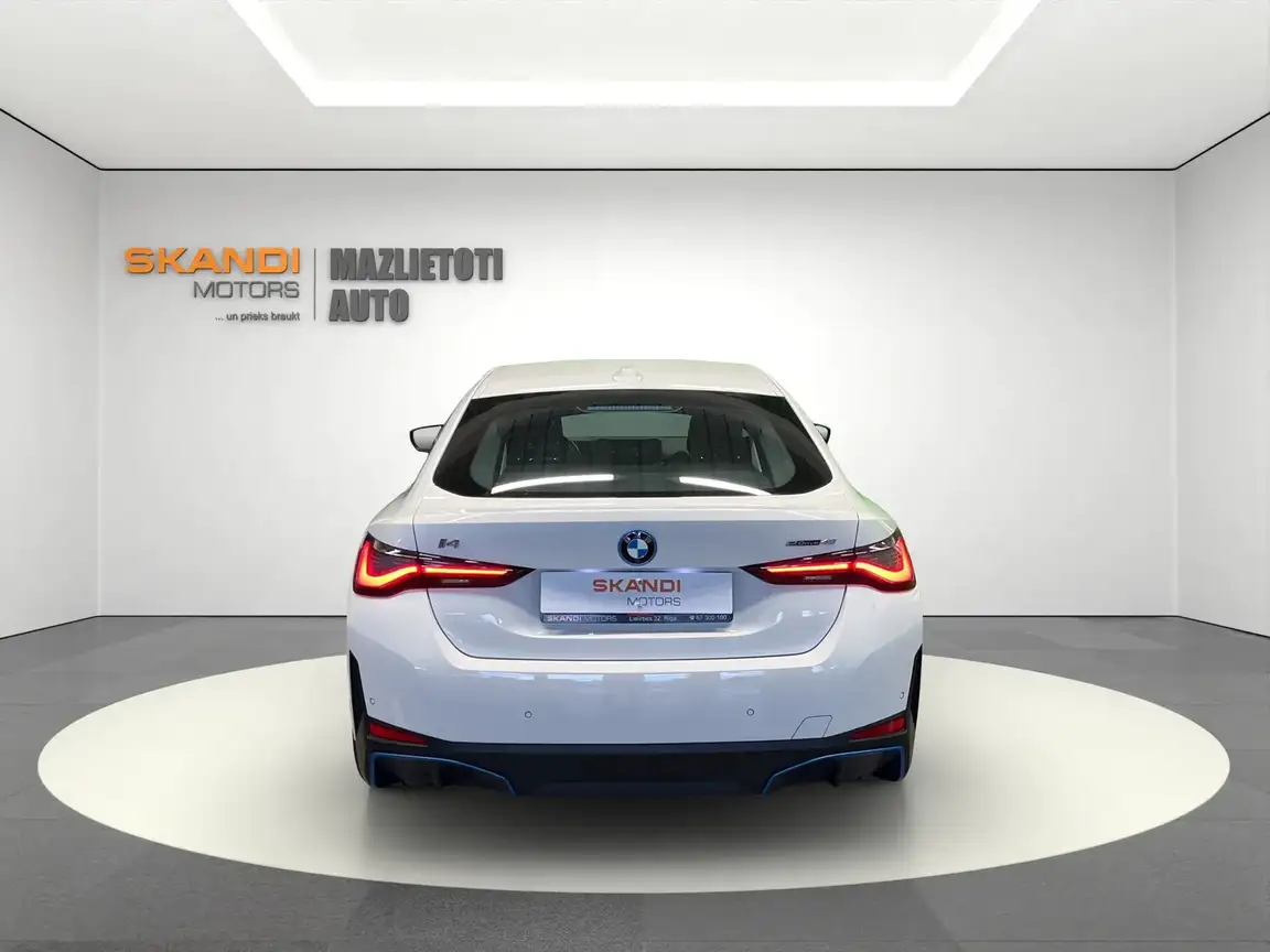 BMW I4