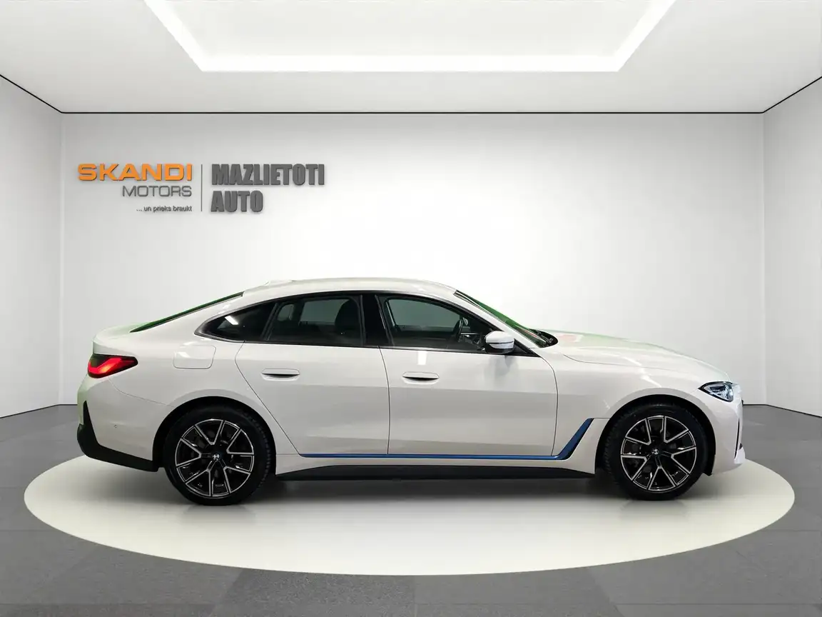 BMW I4