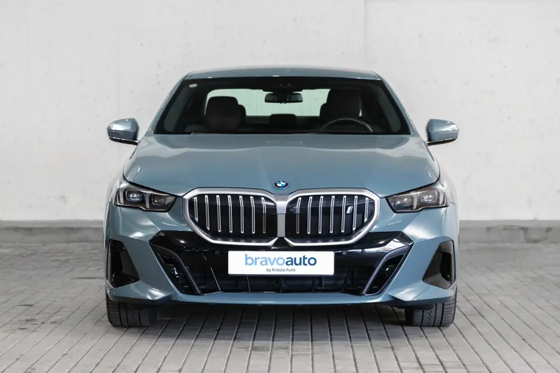 BMW I5
