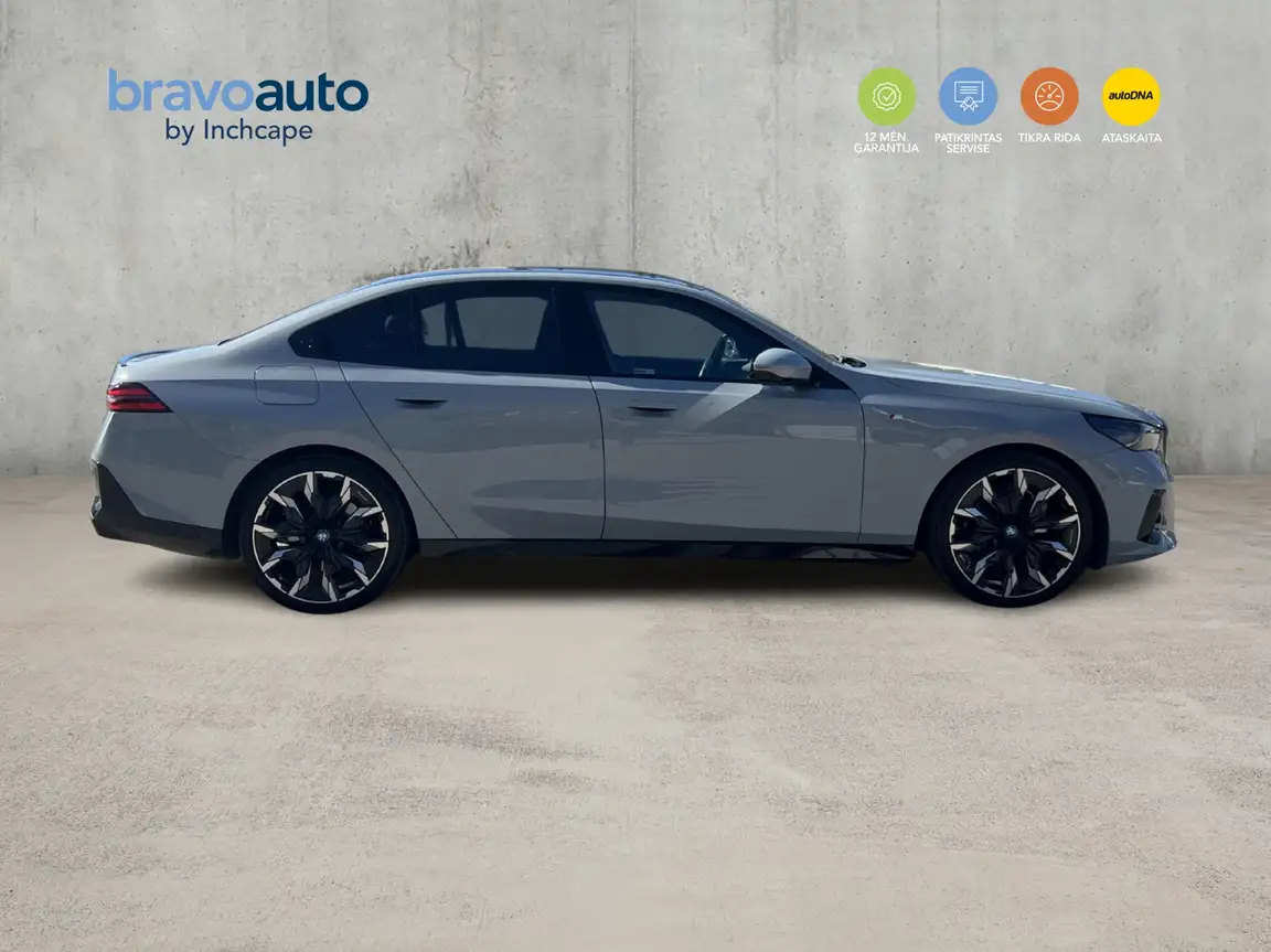 BMW I5