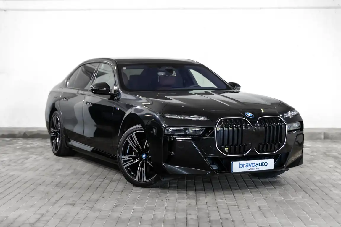 BMW I7