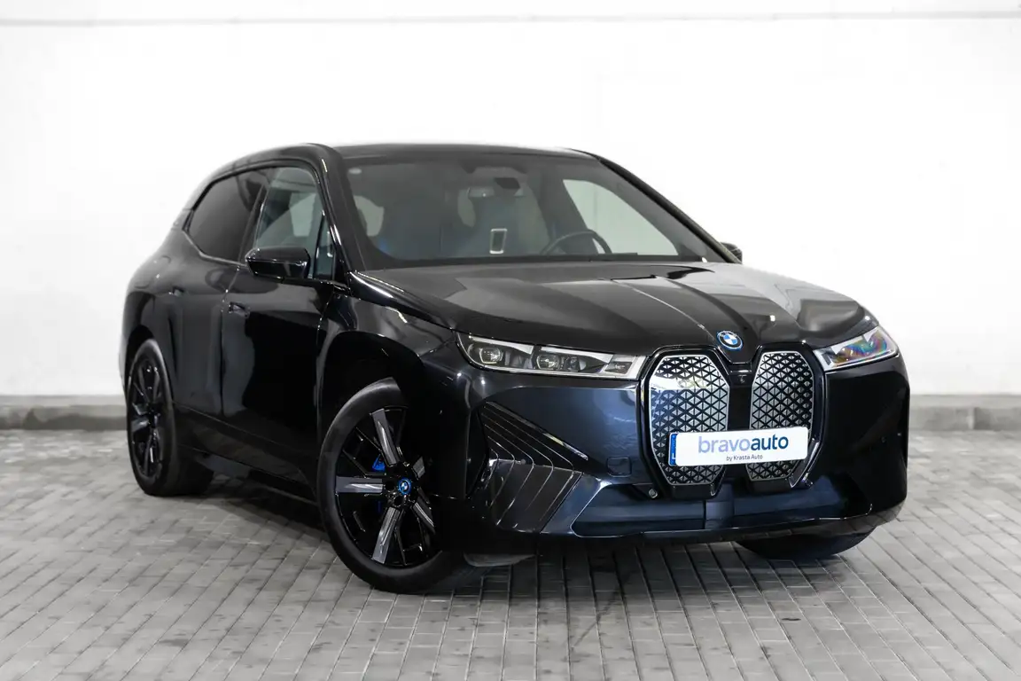 BMW IX