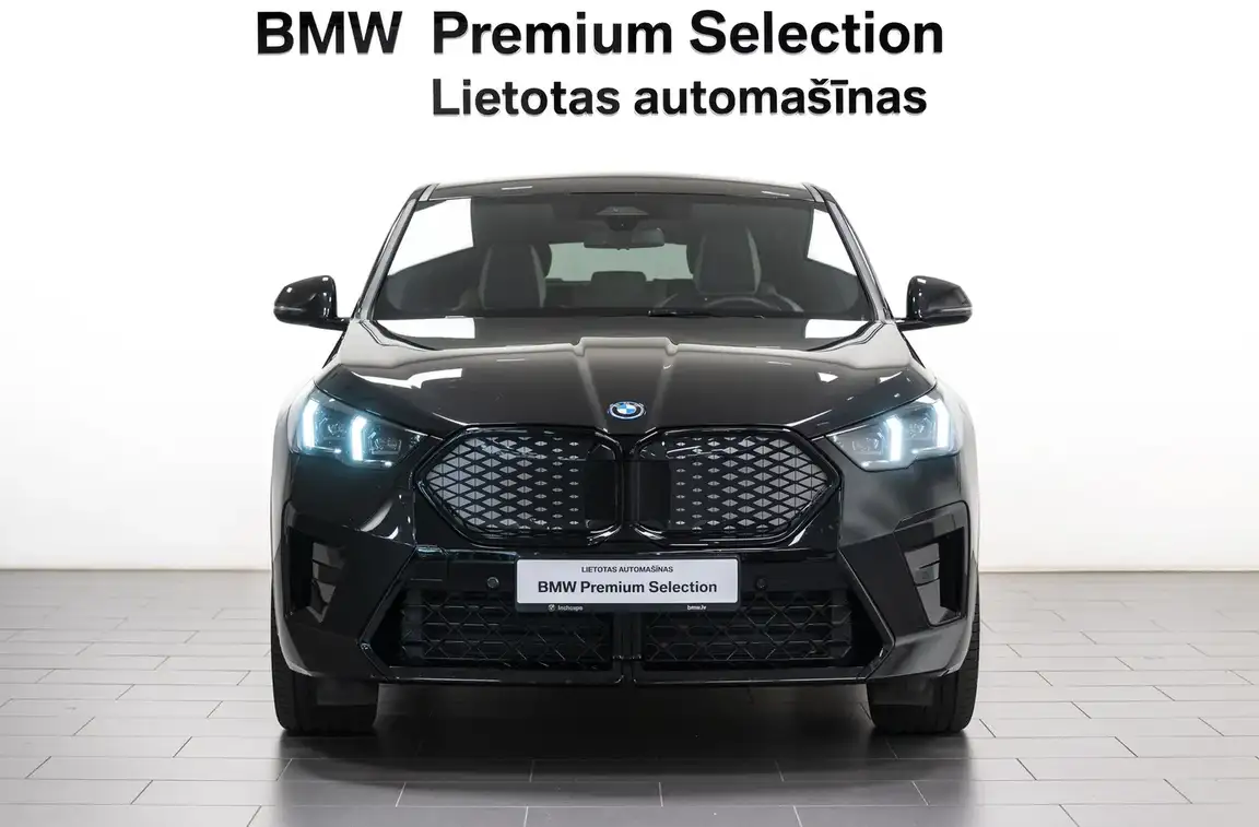 BMW IX