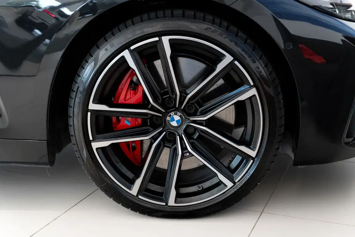 BMW 4 SERIES