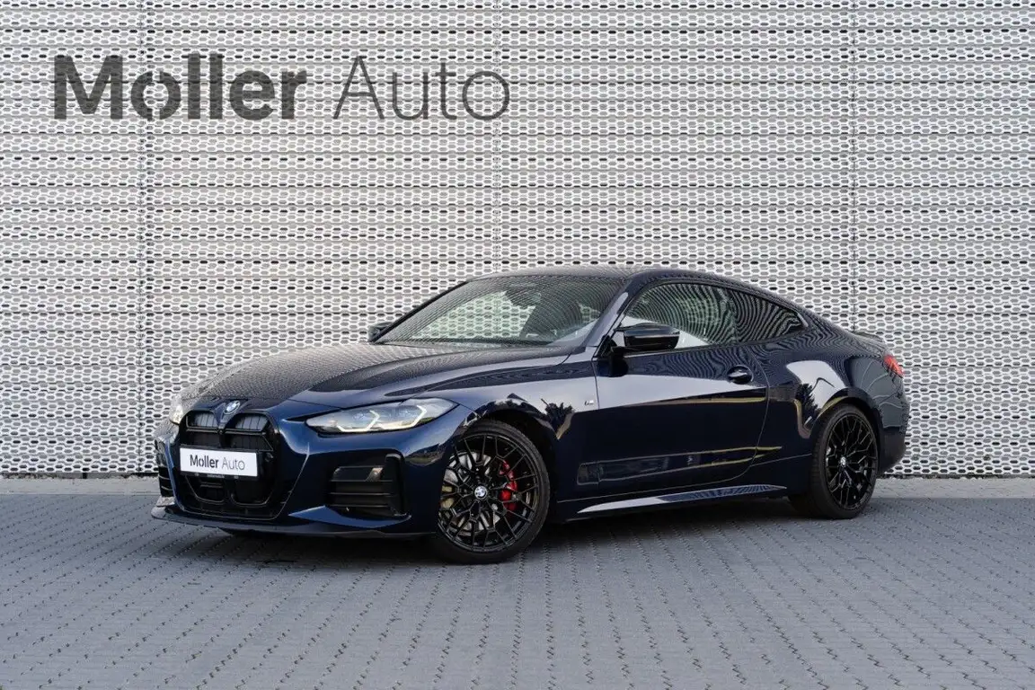BMW 4 SERIES