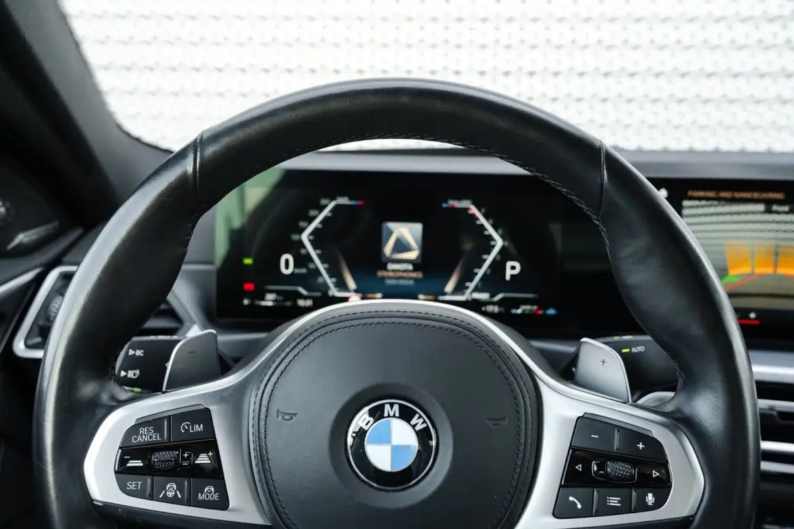 BMW 4 SERIES