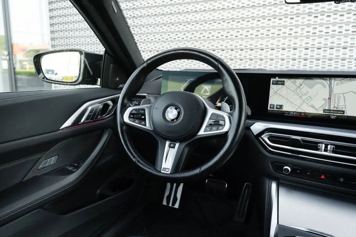 BMW 4 SERIES