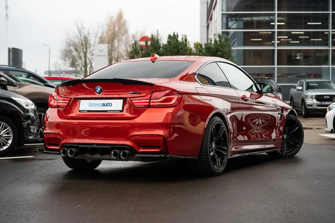 BMW M4
