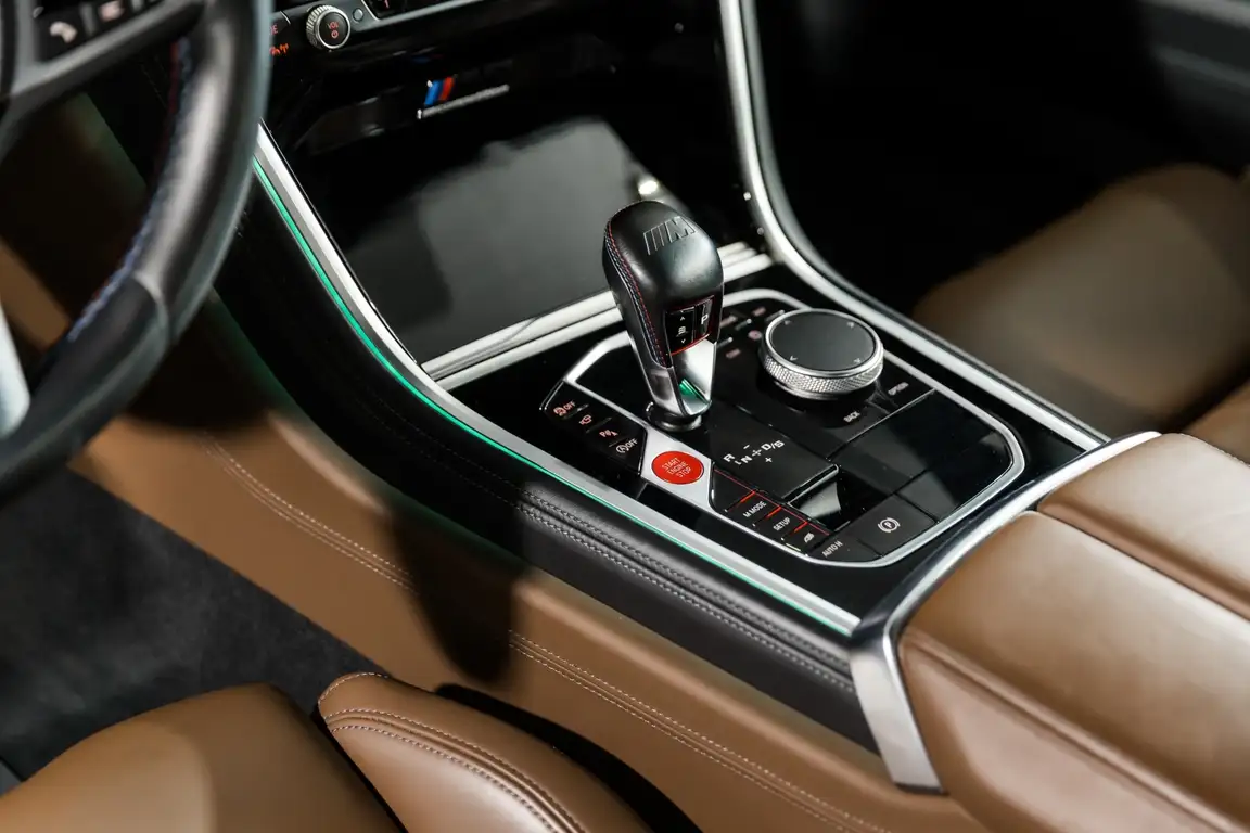 BMW M8