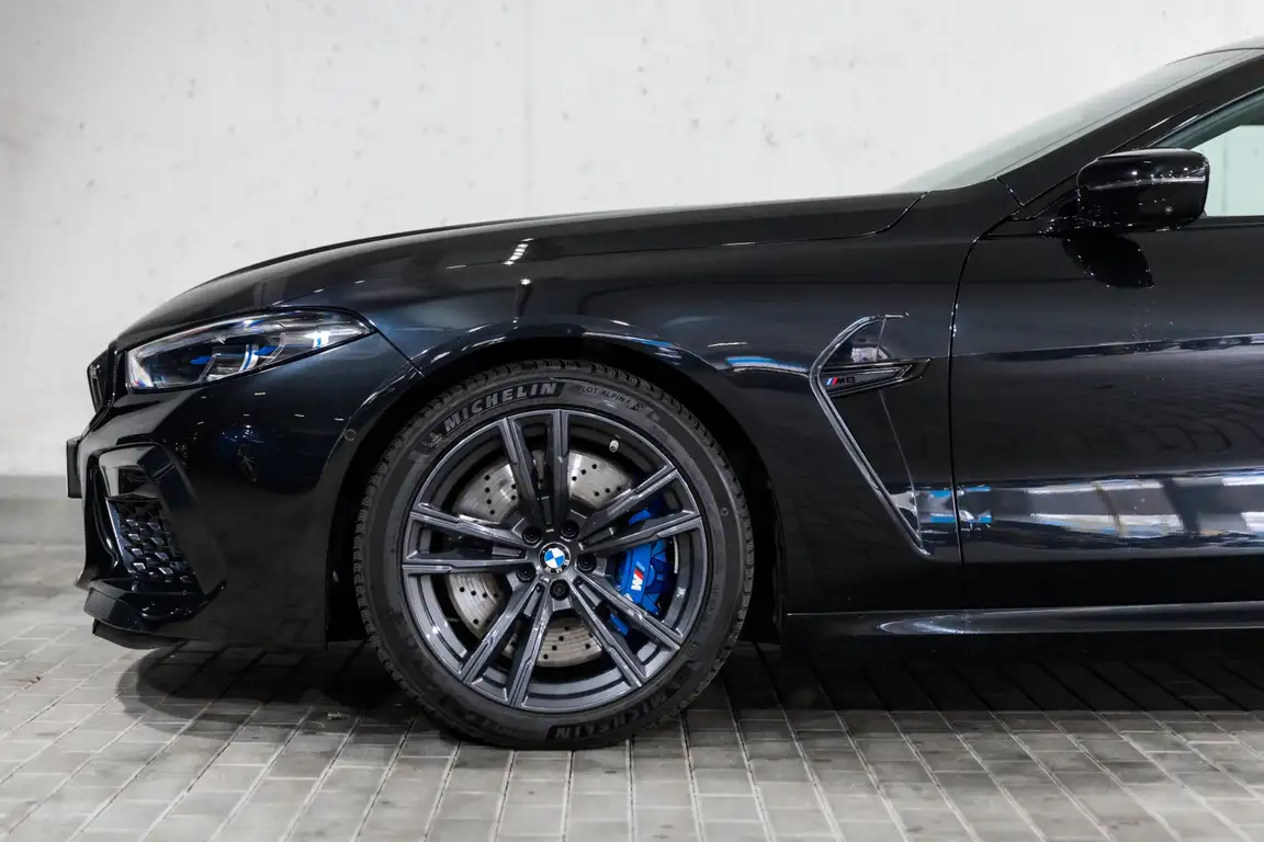 BMW M8