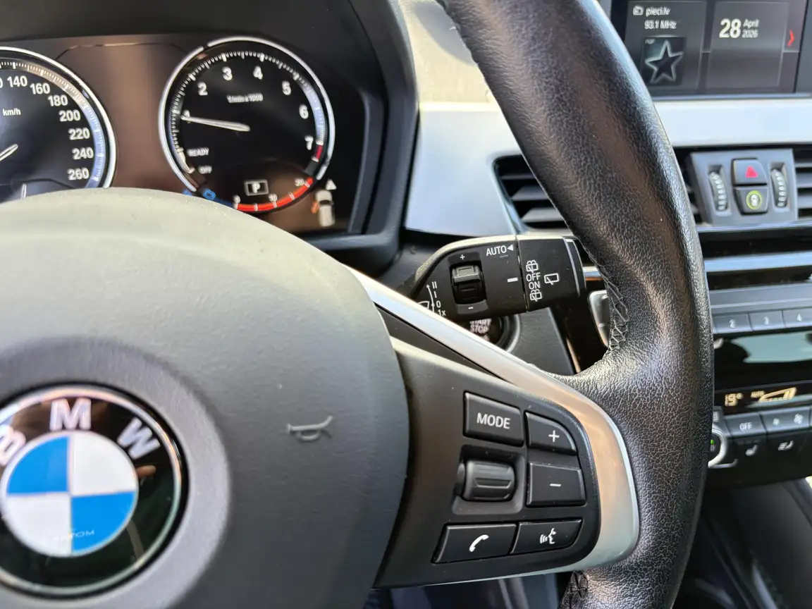 BMW X1