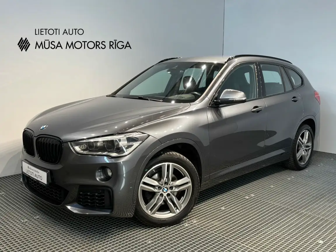 BMW X1