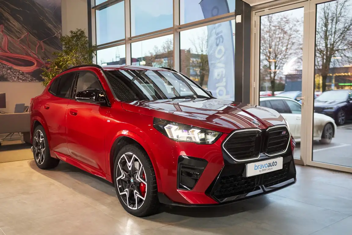 BMW X2