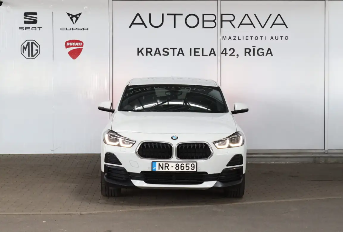 BMW X2