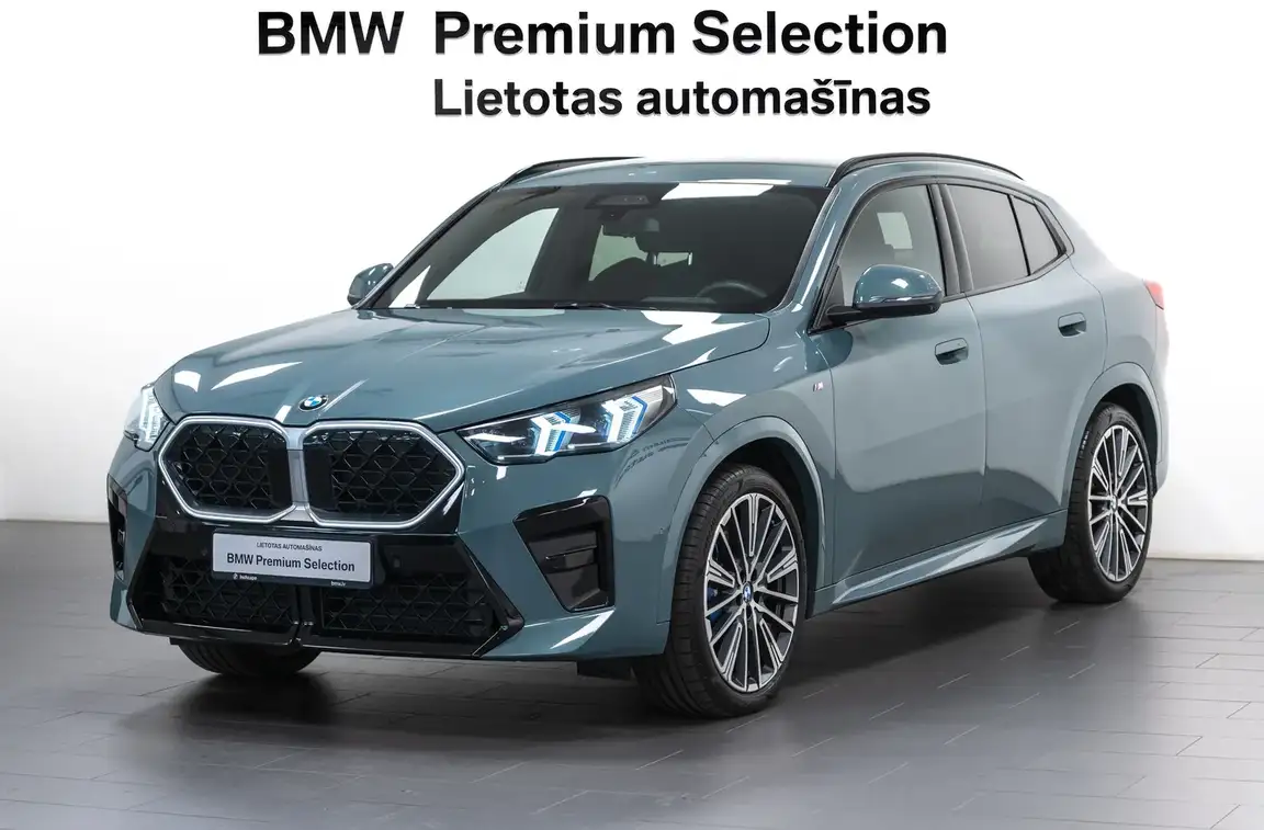 BMW X2