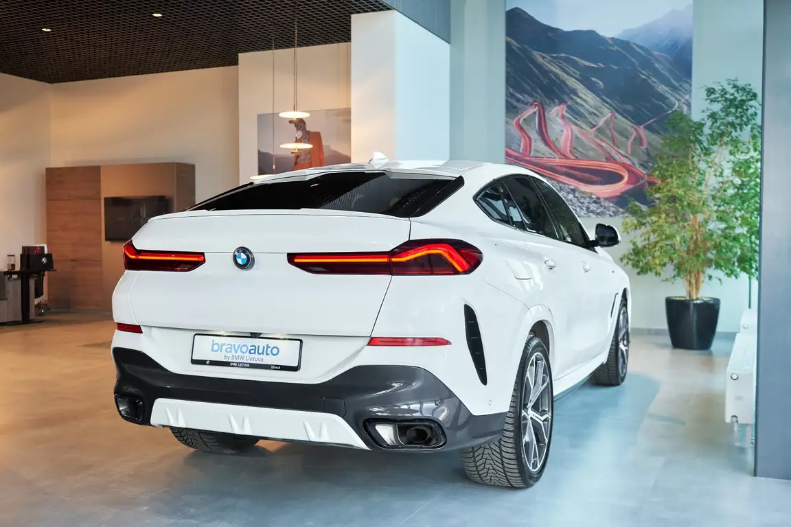 BMW X6