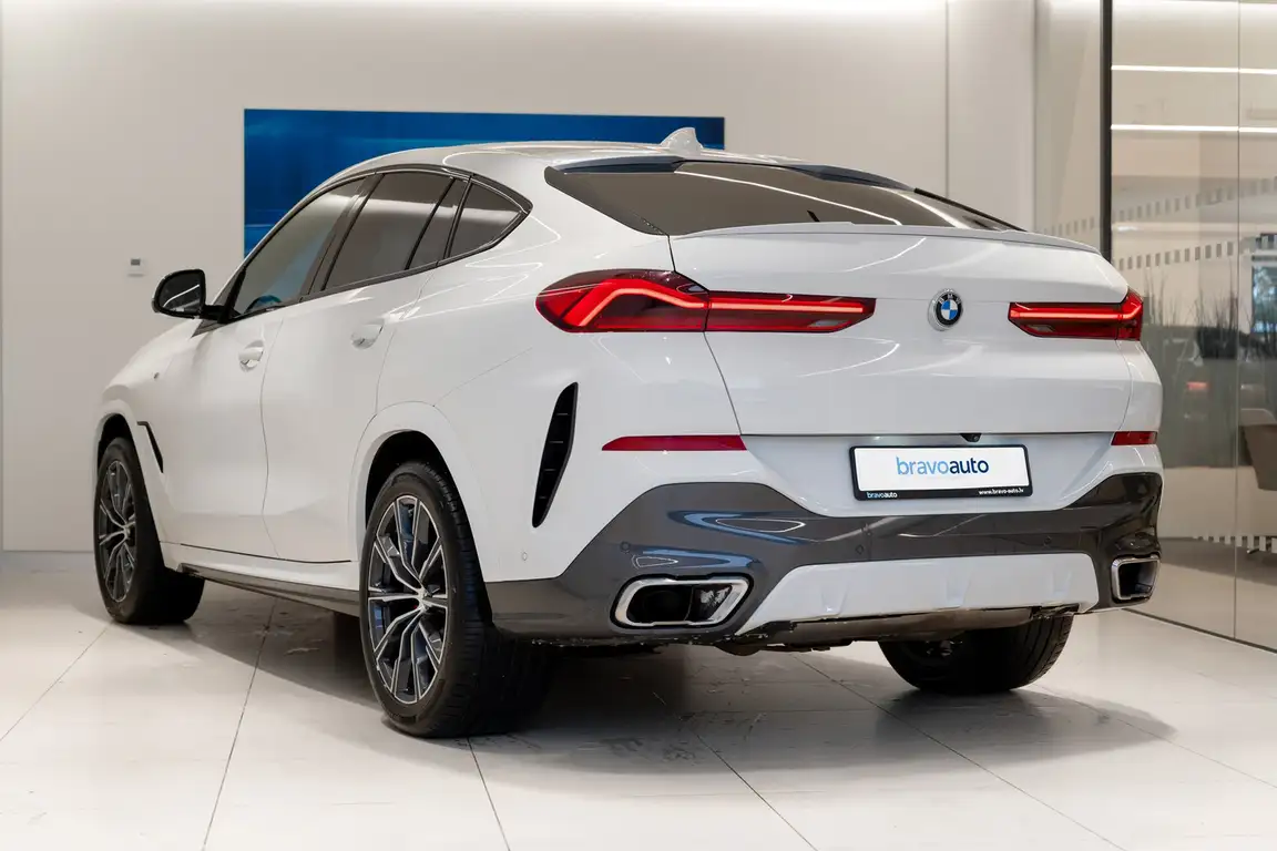 BMW X6