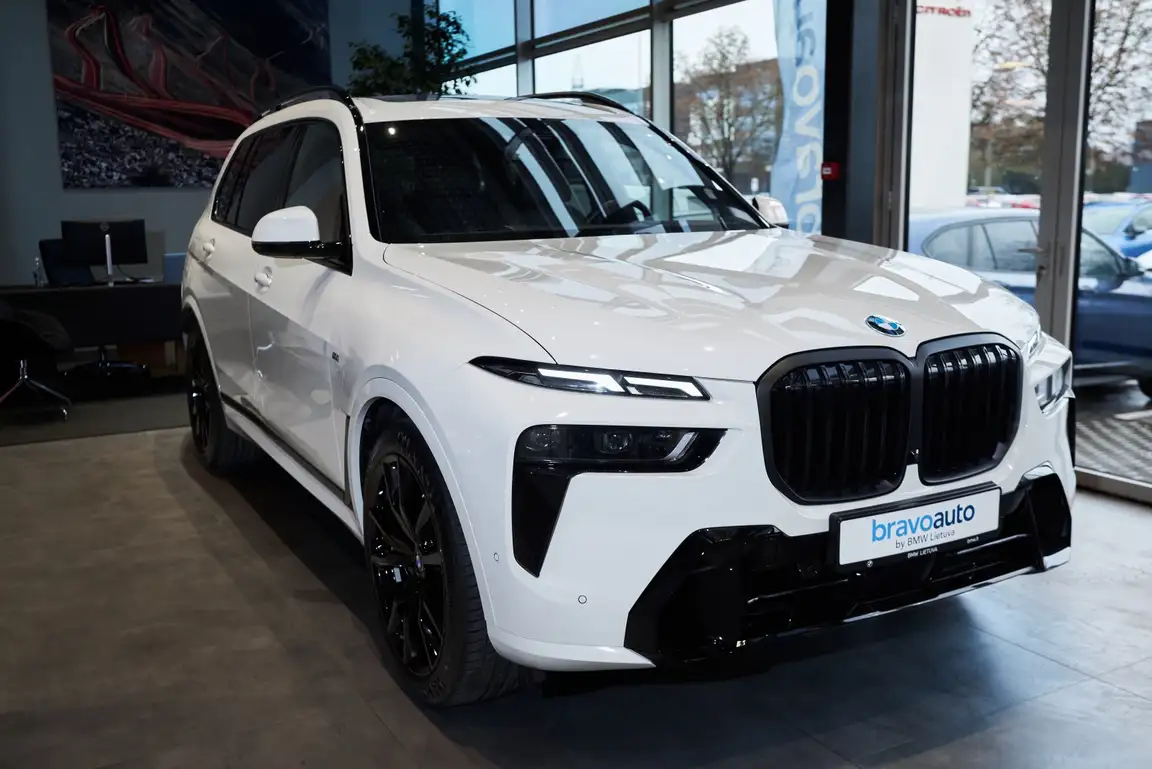 BMW X7