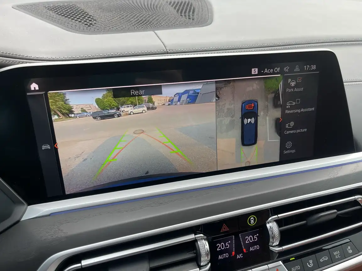 BMW X7