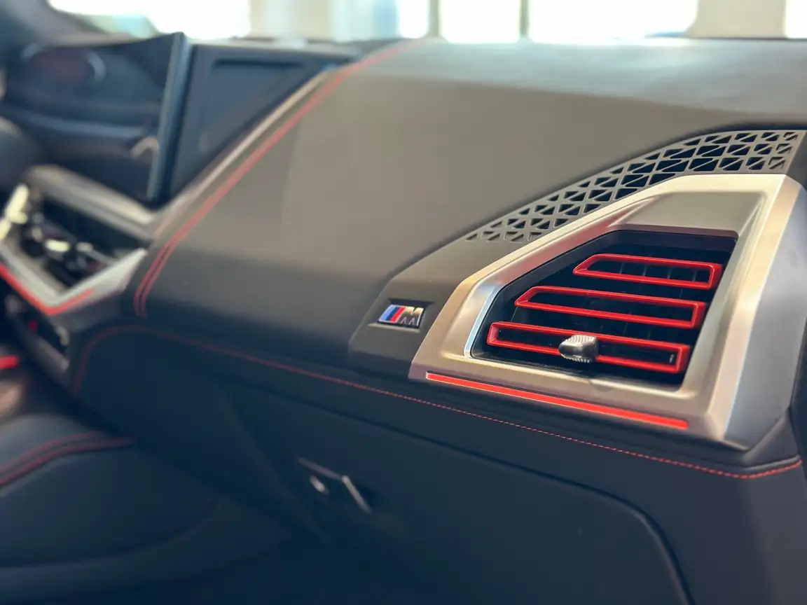 BMW XM