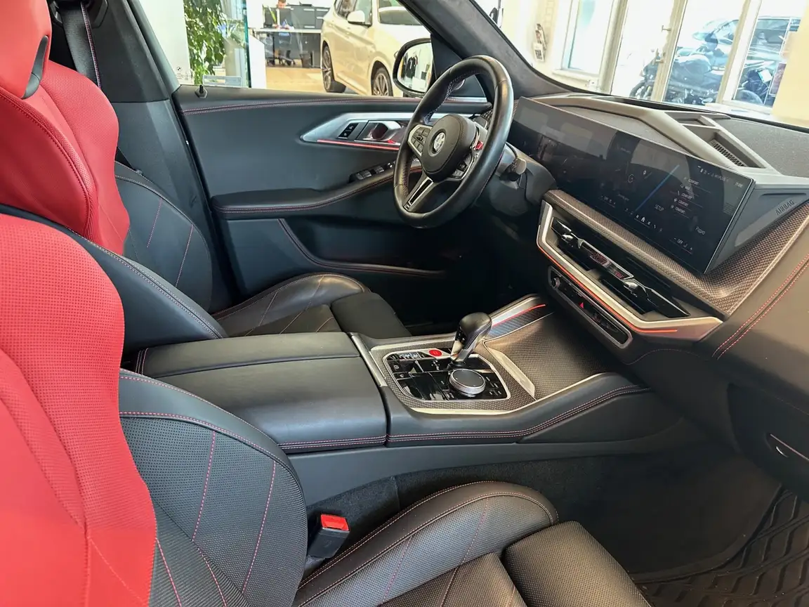 BMW XM