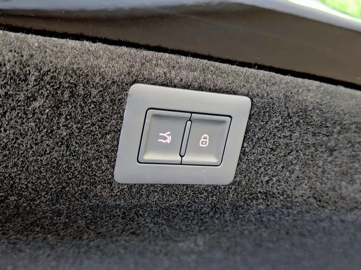 BYD SEAL