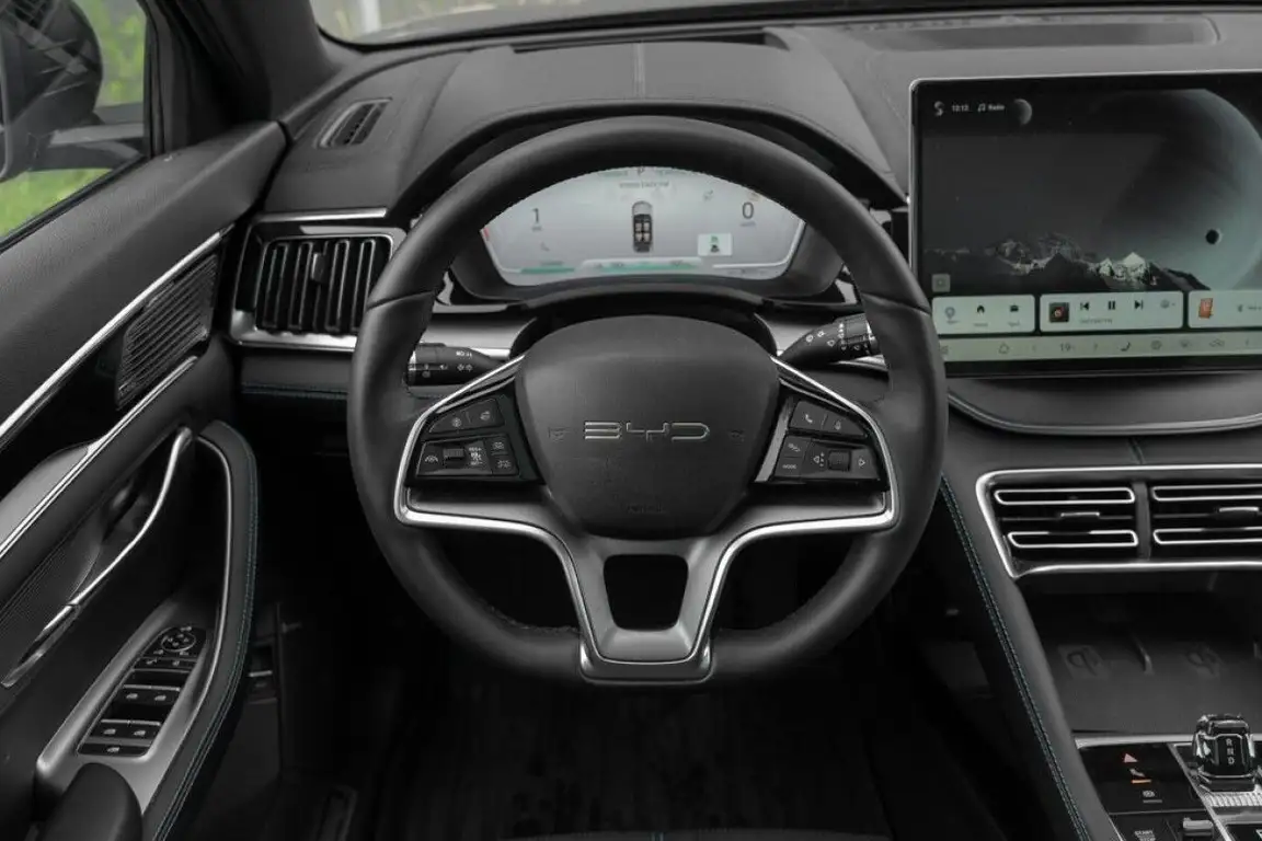BYD SEAL U