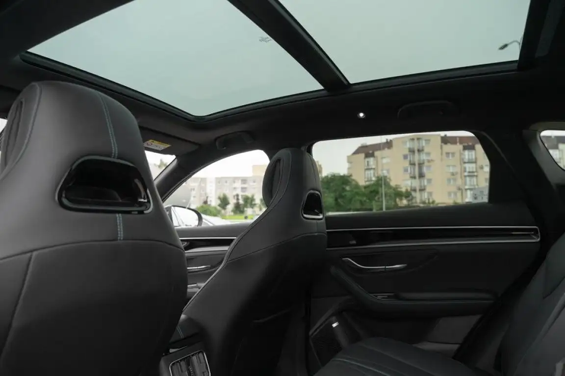 BYD SEAL U