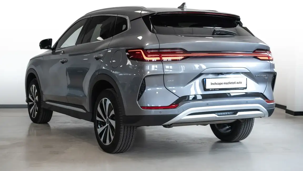 BYD SEAL U