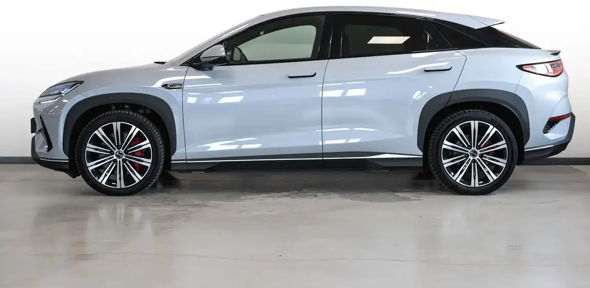 BYD SEALION 7
