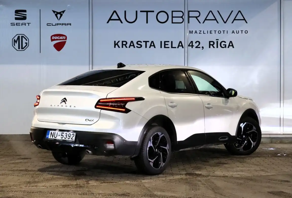 CITROEN C4 X