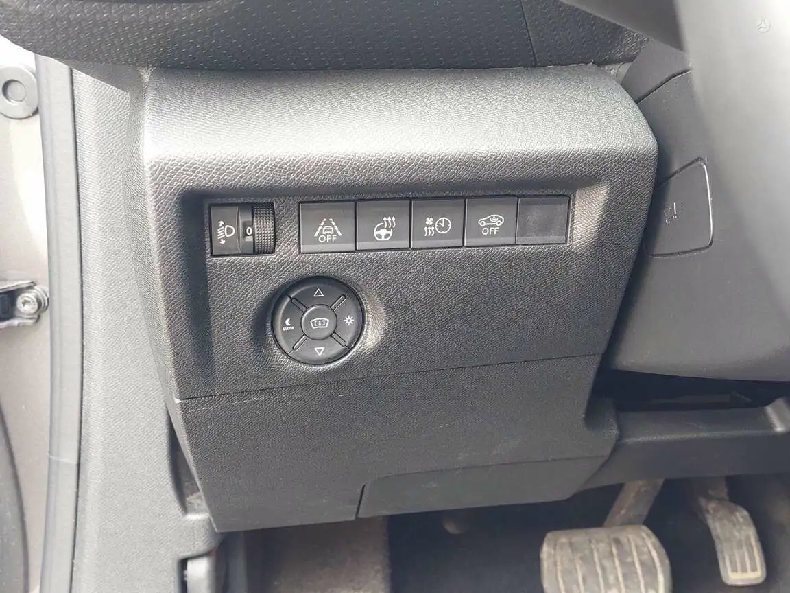 CITROEN E-C4