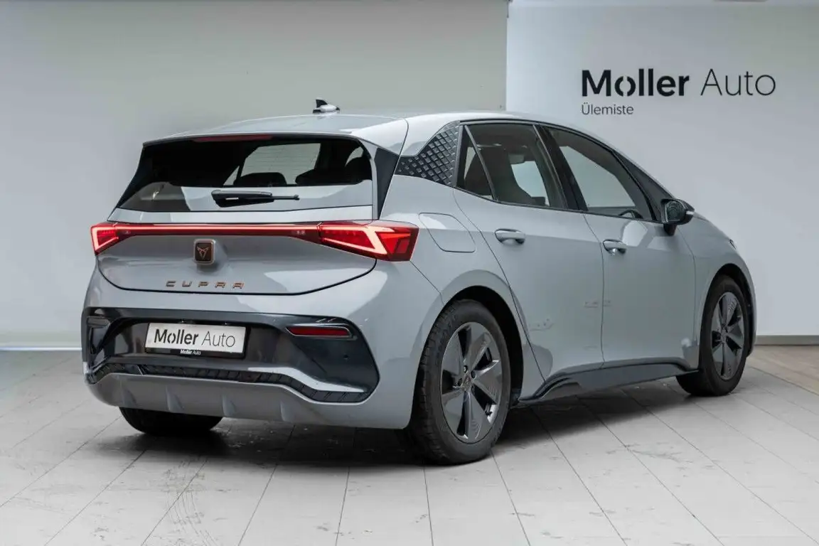 CUPRA BORN