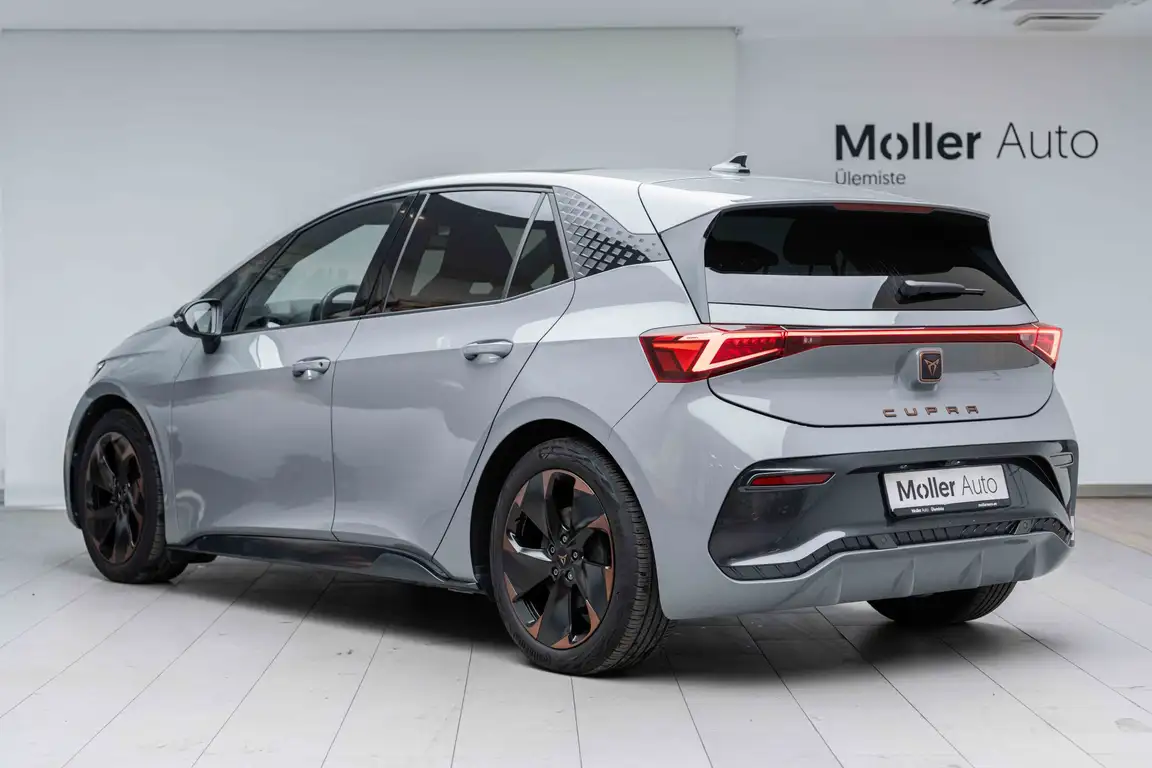 CUPRA BORN