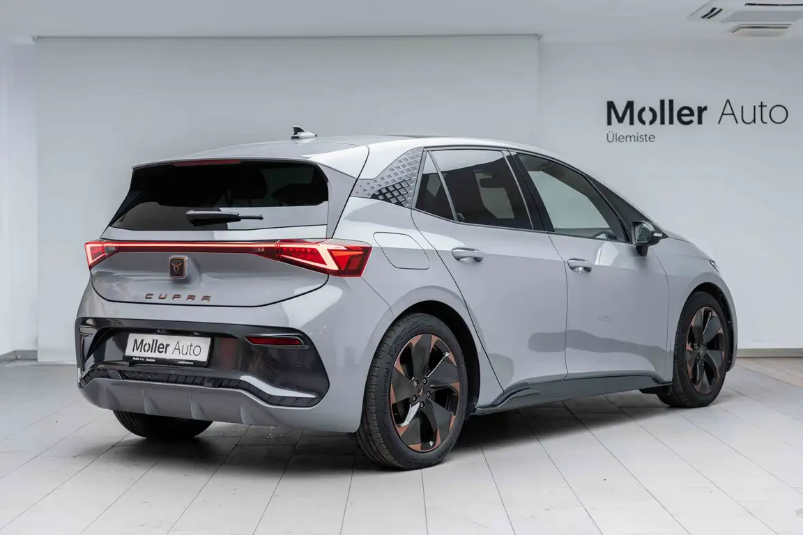 CUPRA BORN