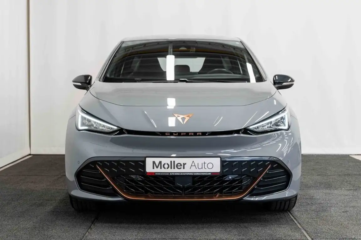 CUPRA BORN