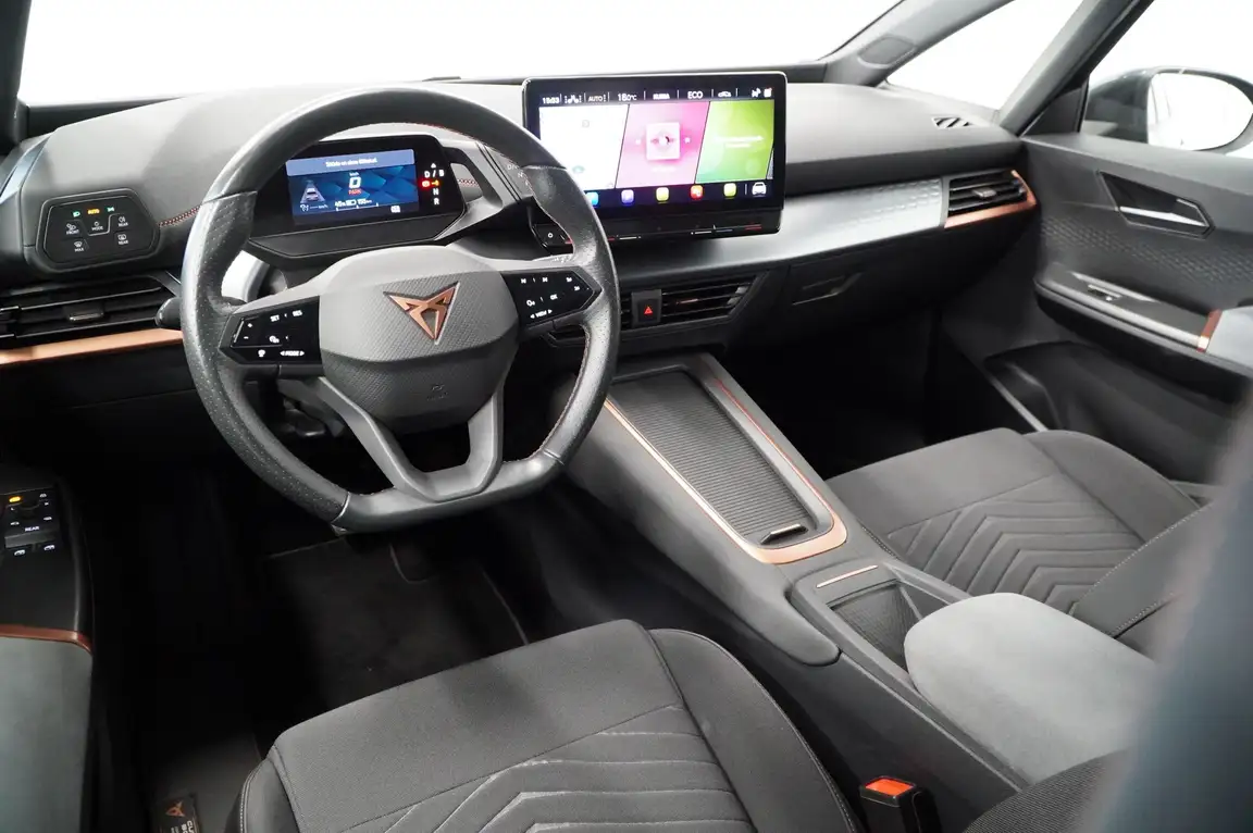 CUPRA BORN