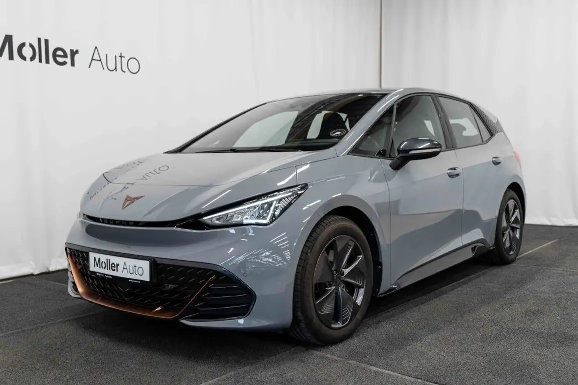 CUPRA BORN