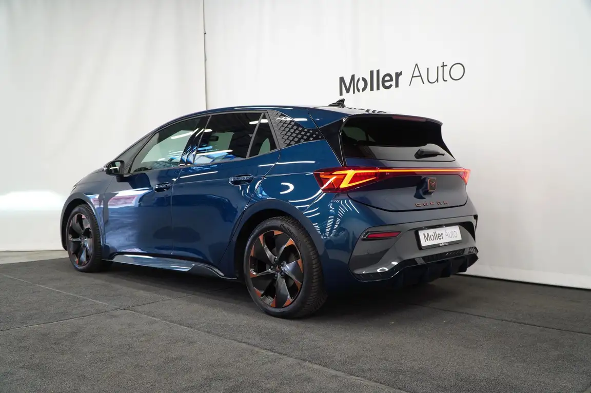 CUPRA BORN