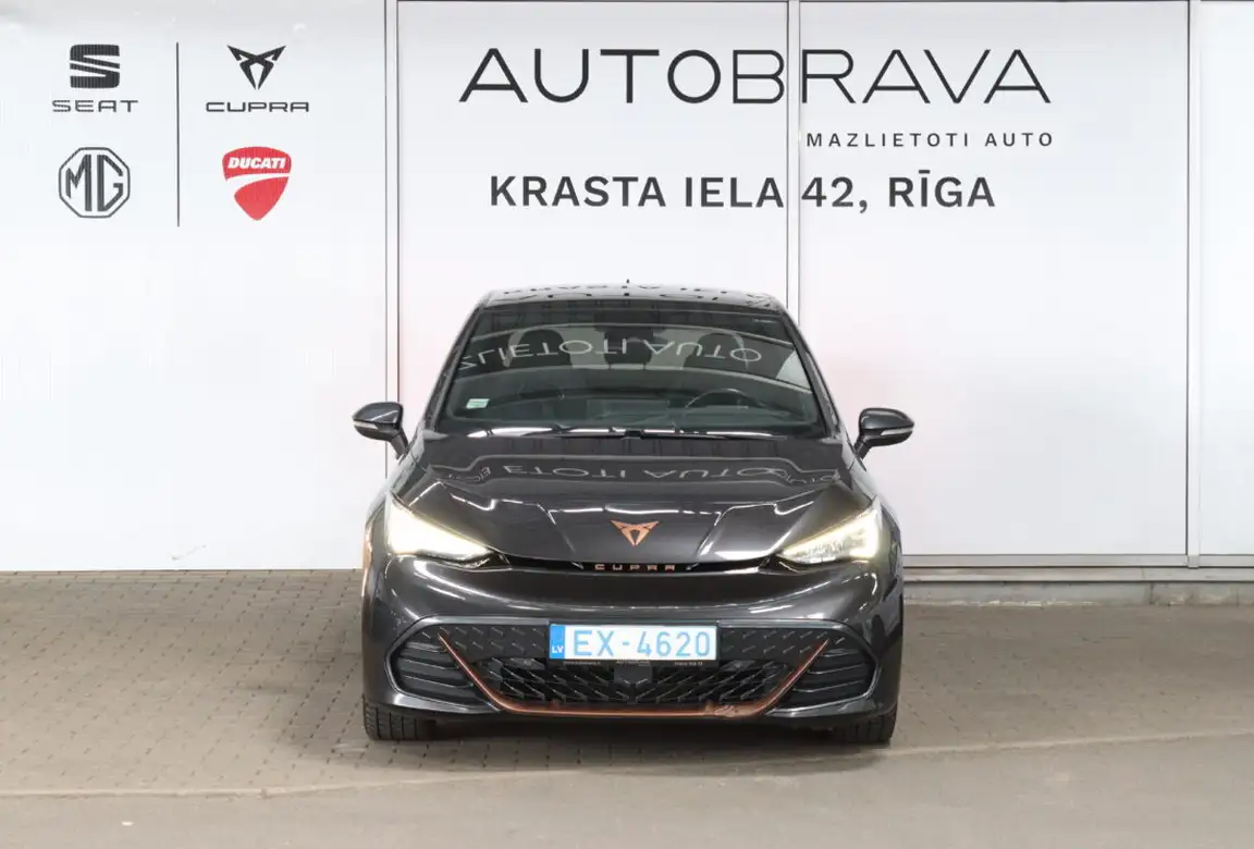 CUPRA BORN